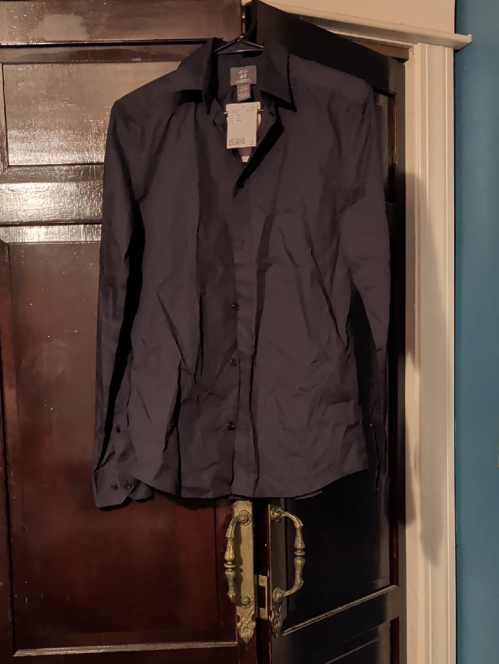 H&M Men's Black Button Down Shirt